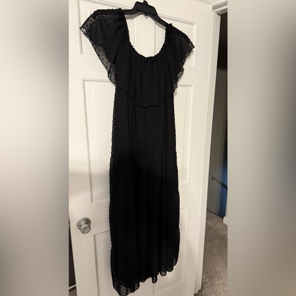 Elegant Black Dress